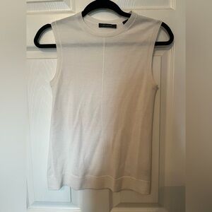 St. John XS Cream Sleeveless Tank Top